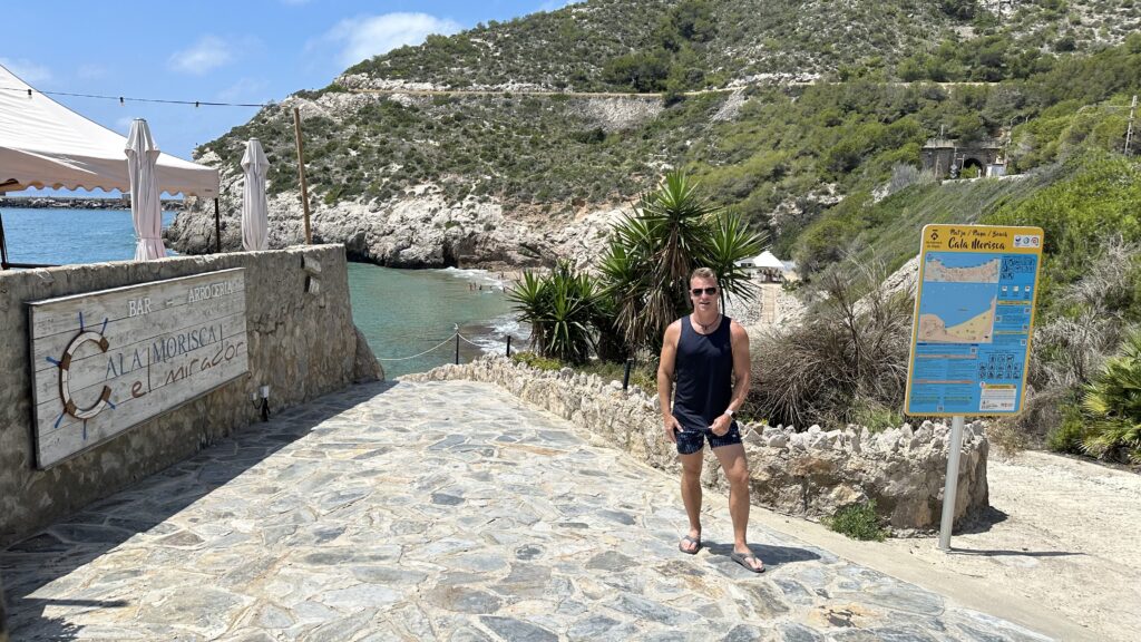 Lunch at Cala Morisca el Mirador