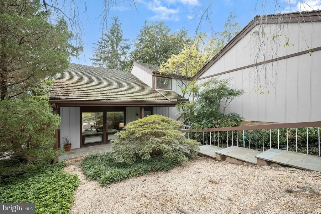 Bethesda Mid-century